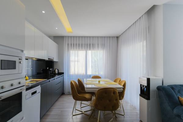 Alanya, Mahmutlar Mahallesinde Satılık Geniş 2+1 Daire