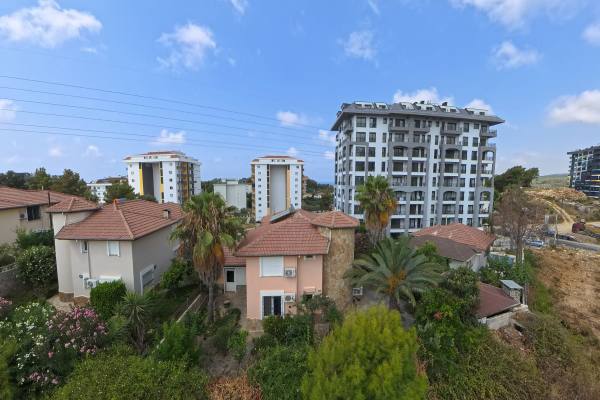 Deniz Manzaralı ve Isıtmalı Özel Havuzlu Şirin Villa