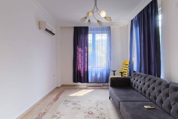 Deniz Manzaralı ve Isıtmalı Özel Havuzlu Şirin Villa