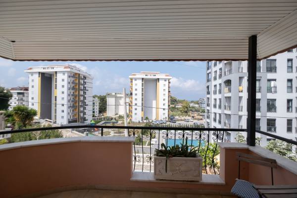 Deniz Manzaralı ve Isıtmalı Özel Havuzlu Şirin Villa