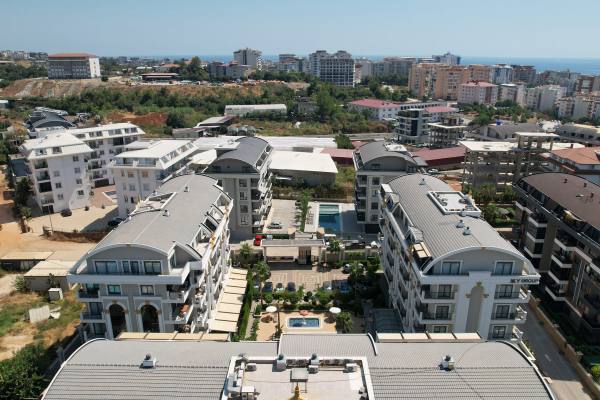 Alanya, Oba Voyage Deluxe Sitesinde Satılık 1+1 Yatırımlık Daire