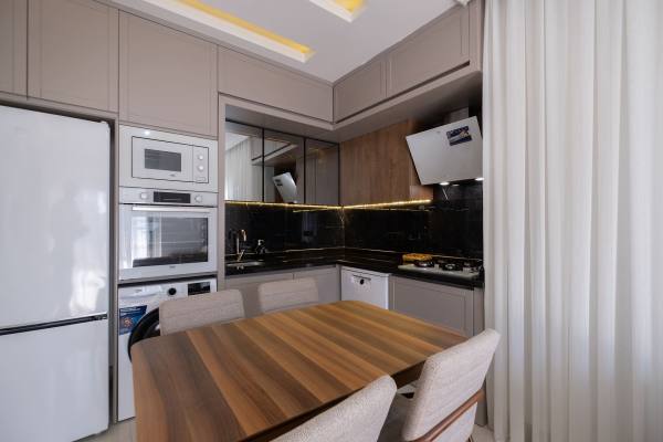 Alanya, Oba Voyage Deluxe Sitesinde Satılık 1+1 Yatırımlık Daire