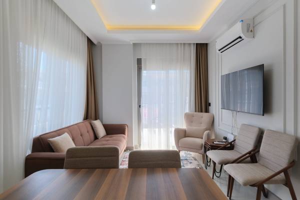 Alanya, Oba Voyage Deluxe Sitesinde Satılık 1+1 Yatırımlık Daire