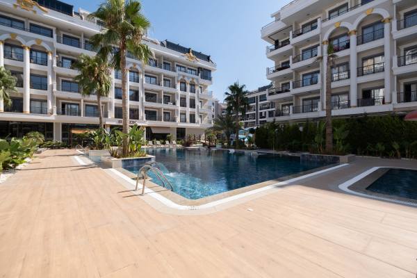 Alanya, Oba Voyage Deluxe Sitesinde Satılık 1+1 Yatırımlık Daire