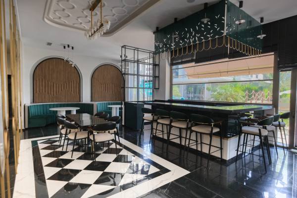 Alanya, Oba Voyage Deluxe Sitesinde Satılık 1+1 Yatırımlık Daire