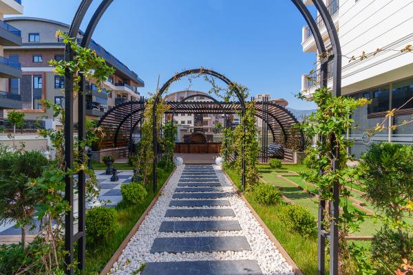 Alanya, Oba Voyage Deluxe Sitesinde Satılık 1+1 Yatırımlık Daire