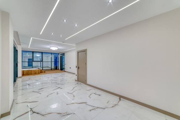 Kestel Yaylalı'da Deniz Ve Kale Manzaralı,Vatandaşlığa Uygun Lüks  4+1 Villa