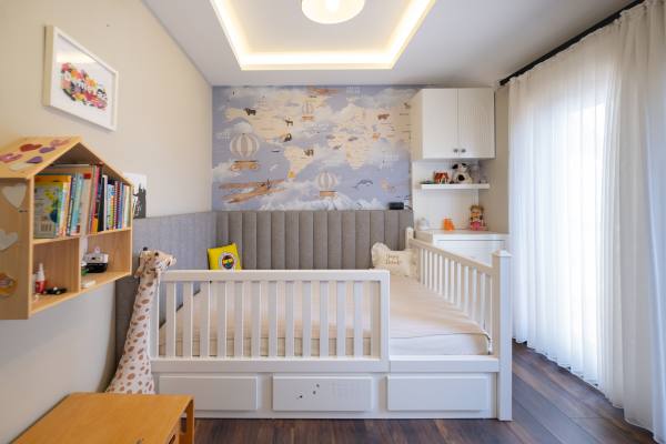 2+1 Apartment for Sale in Cikcilli, 900 Meters from the Sea | Separate Kitchen