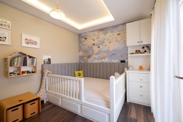 2+1 Apartment for Sale in Cikcilli, 900 Meters from the Sea | Separate Kitchen