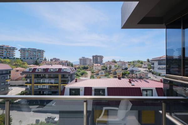 Kestel, Alanya’da Deniz Manzaralı Geniş 3+1 Dubleks
