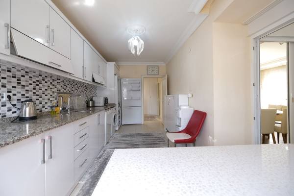 Cikcilli’de Alanyum AVM Arkasında | Full Eşyalı 2+1 Kiralık Daire