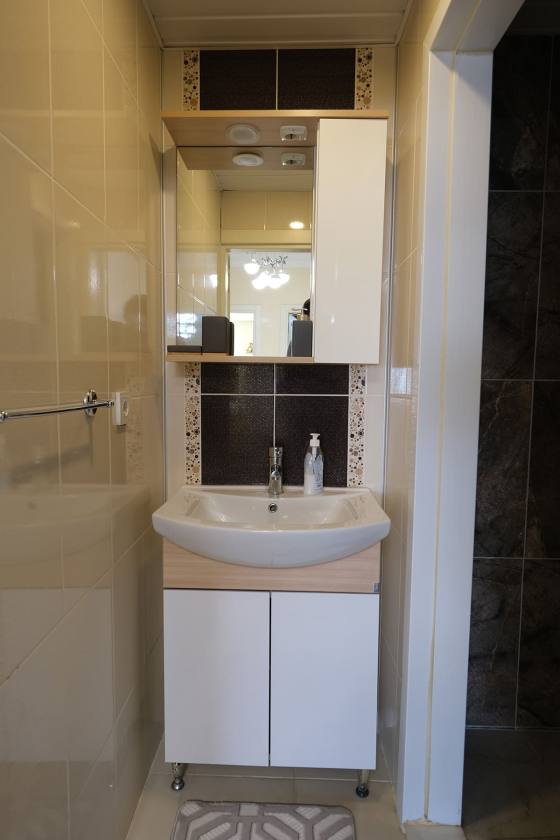 Cikcilli’de Alanyum AVM Arkasında | Full Eşyalı 2+1 Kiralık Daire