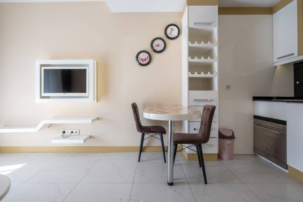 Alanya Kızlarpınarı Mahallesinde Uzun Dönem Kiralık 1+1 Eşyalı Daire