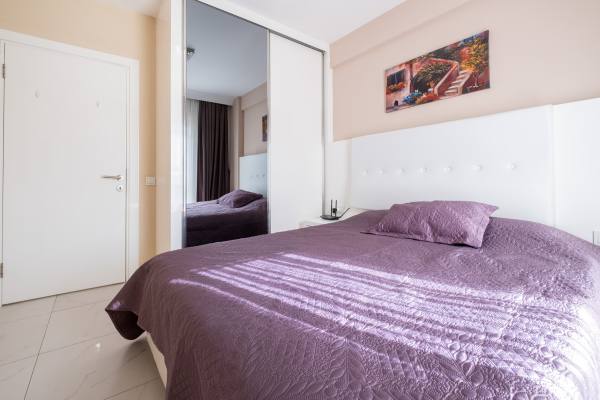 Alanya Kızlarpınarı Mahallesinde Uzun Dönem Kiralık 1+1 Eşyalı Daire