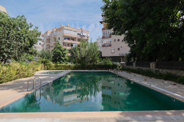 Alanya Şehir Merkezinde Deniz Manzaralı 3+1 Eşyasız Kiralık Daire