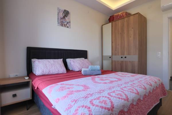Otel Konseptinde Hizmetler Sunan Modern Site İçi Satılık Daire