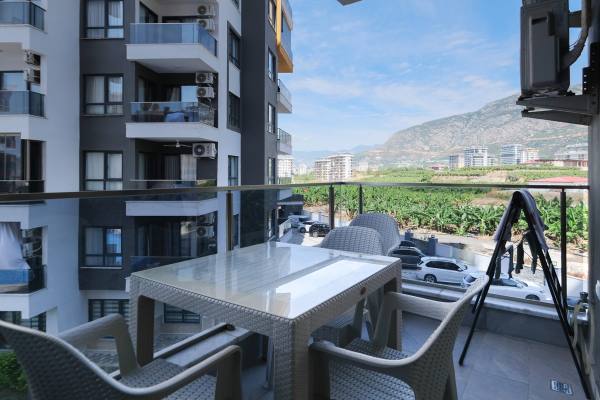 Otel Konseptinde Hizmetler Sunan Modern Site İçi Satılık Daire